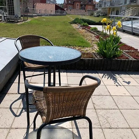 Furo-lak 1 Apartment *